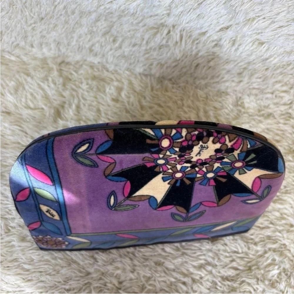 Emilio Pucci Vintage Clutch Bag Velour Blue Floral Patterned and Multicolor‎ Bag